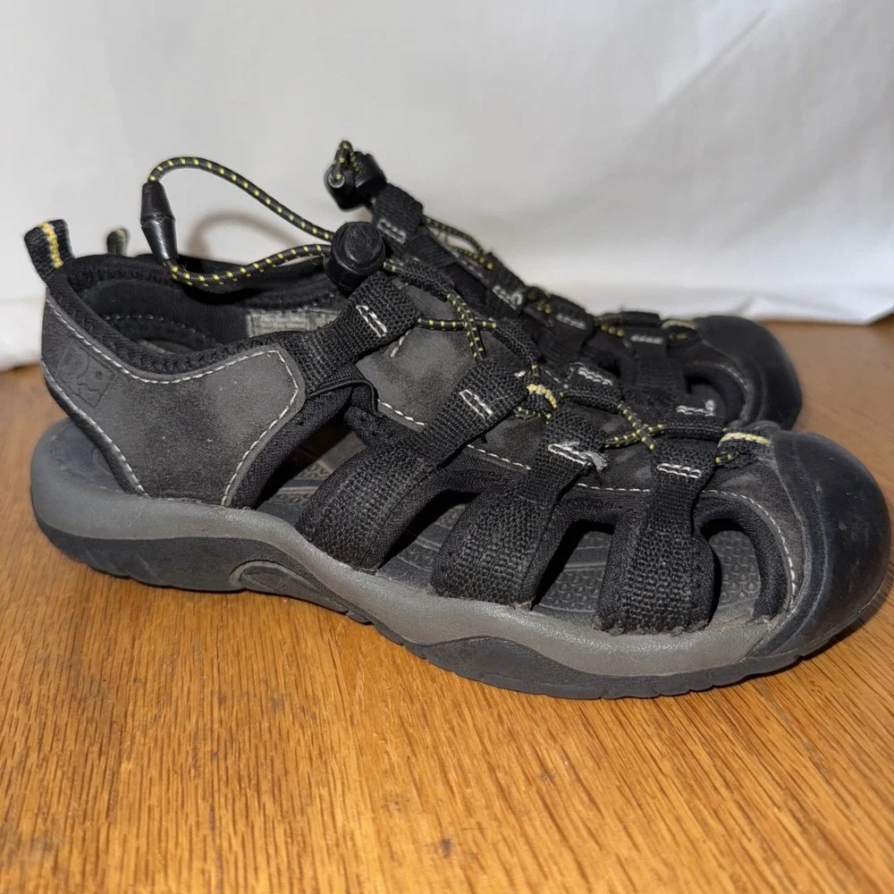 Kids Rugged Outdoor Sport‎ Sandals Black Gray Bungee Lace Size 13.5 84065-14